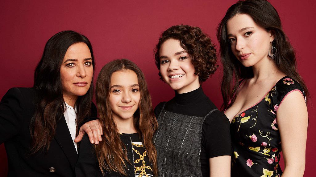 Gideon Adlon. with her mother and sisters