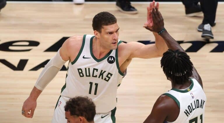 NBA Brook Lopez Ethnicity: Is He Christian Or Cuban? Parents And Ethnicity